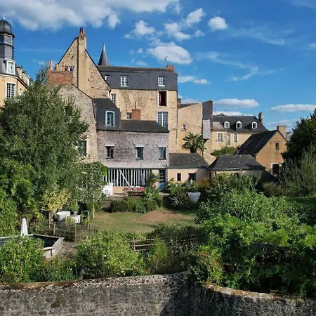 Cite Plantagenet, Jardin & Piscine 24h Du Mans *