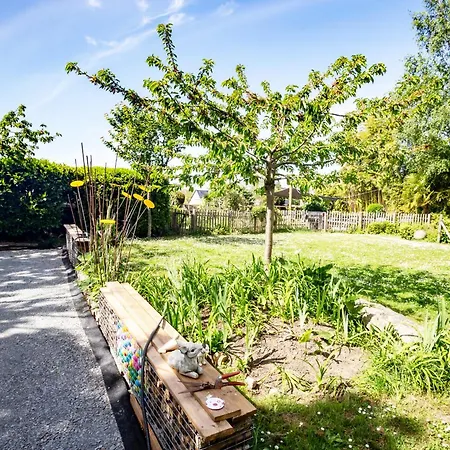 Cite Plantagenet, Jardin & Piscine 24h Du Mans